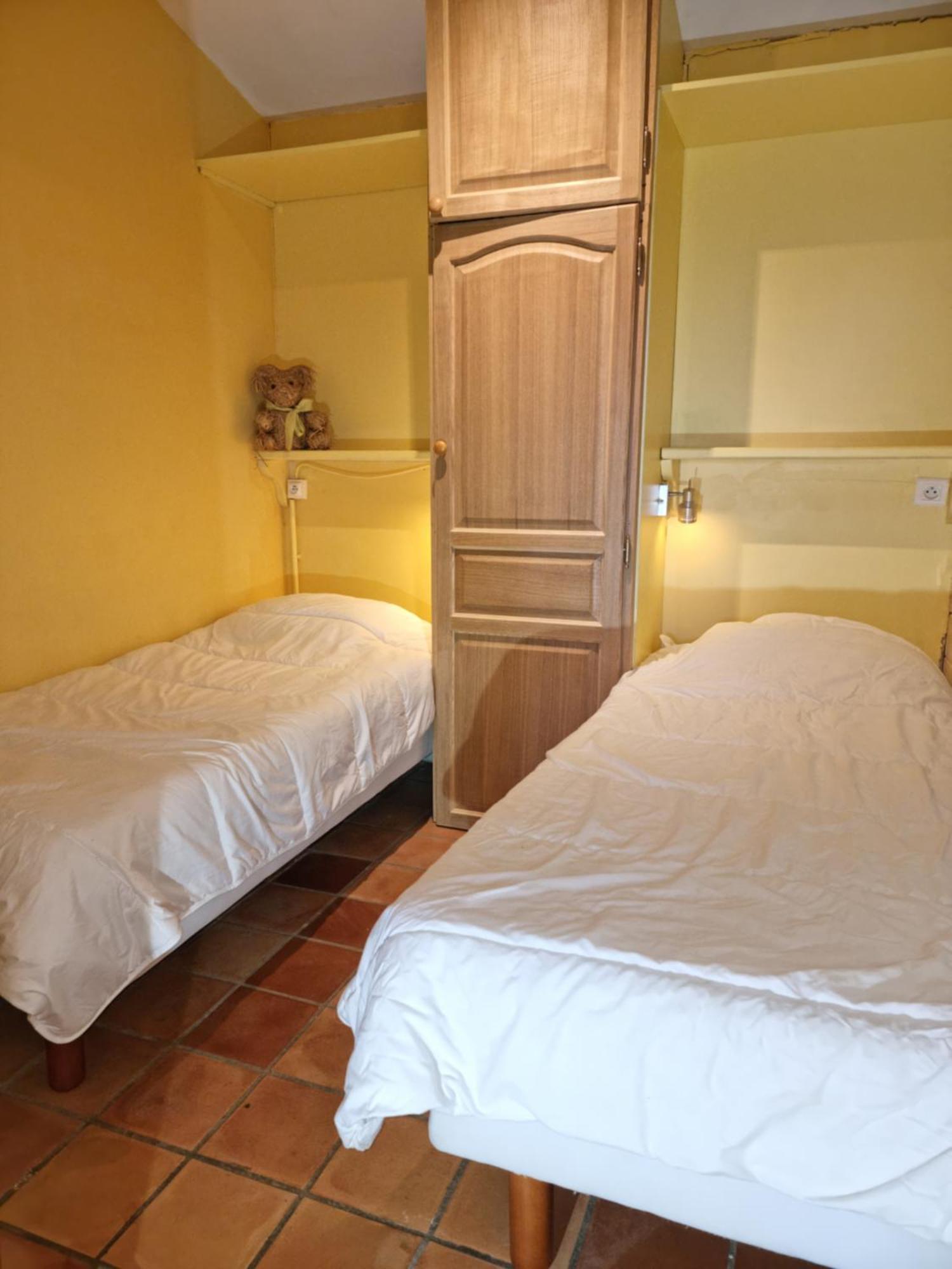 Pousterle De Sabran - Piscine & Hammam Apartman Szoba fotó
