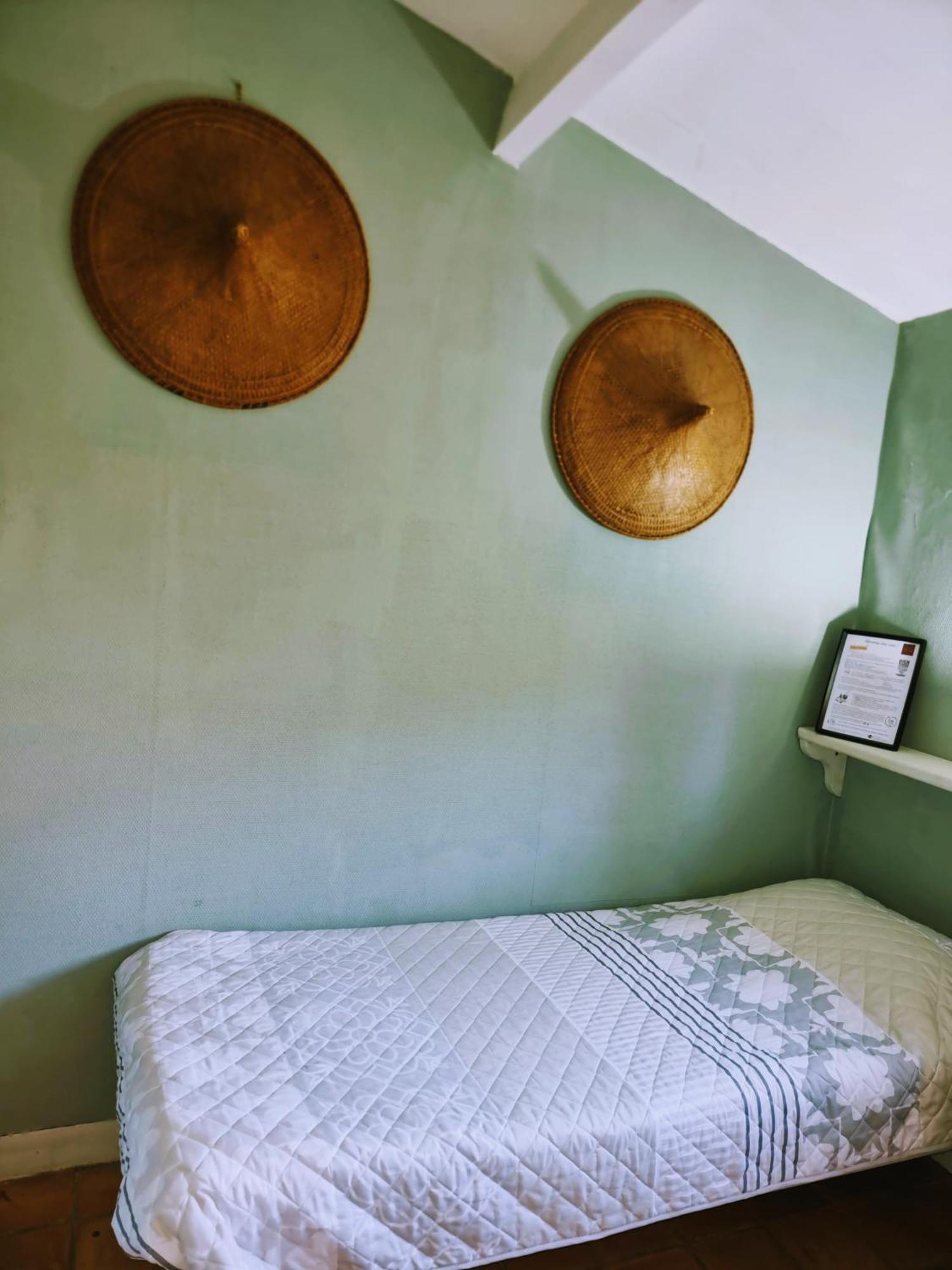 Pousterle De Sabran - Piscine & Hammam Apartman Szoba fotó