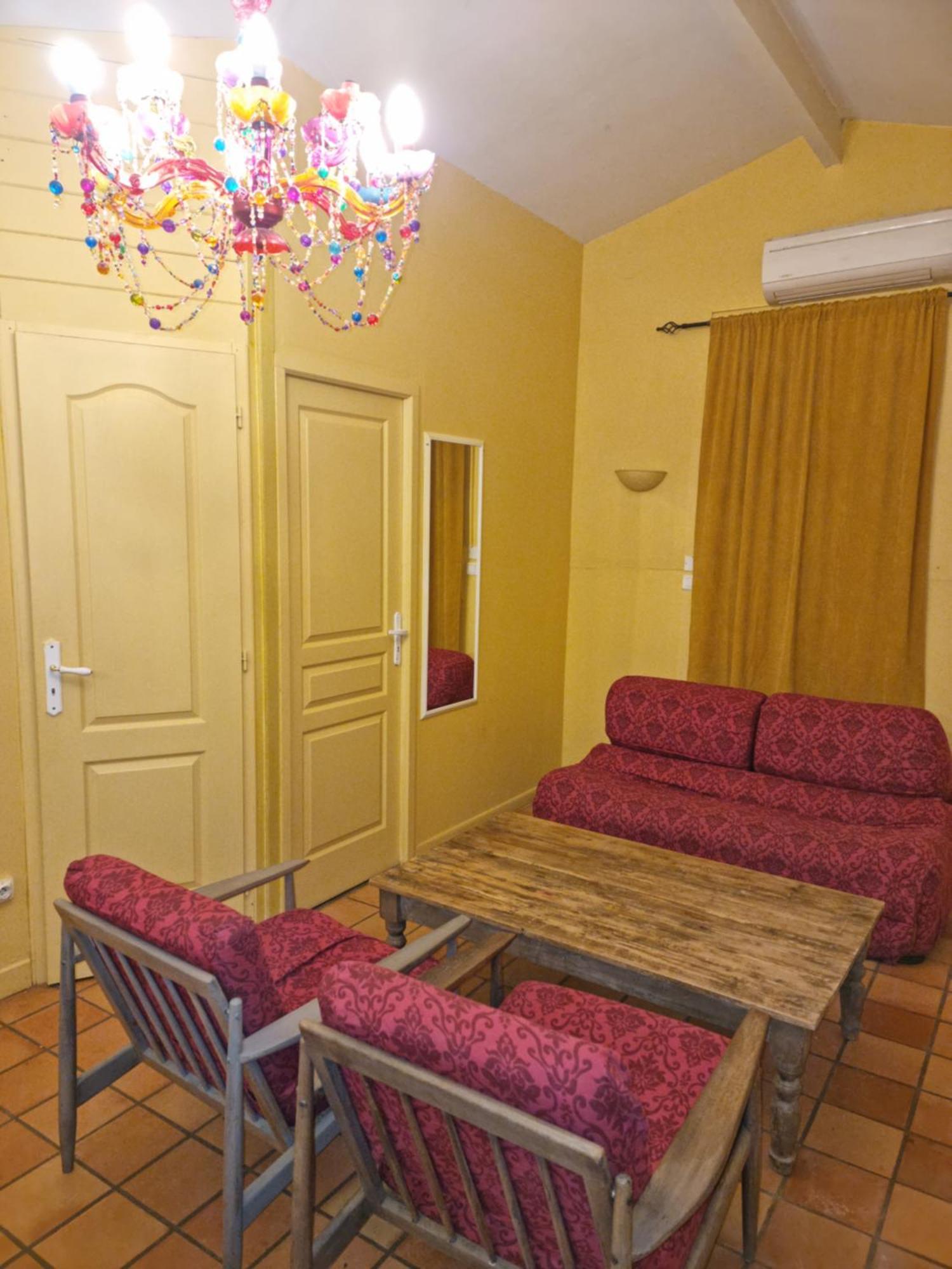 Pousterle De Sabran - Piscine & Hammam Apartman Szoba fotó