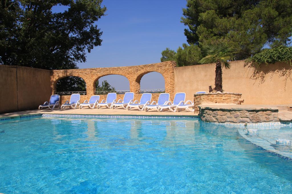 Pousterle De Sabran - Piscine & Hammam Apartman Kültér fotó