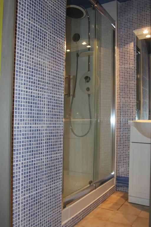 Pousterle De Sabran - Piscine & Hammam Apartman Kültér fotó
