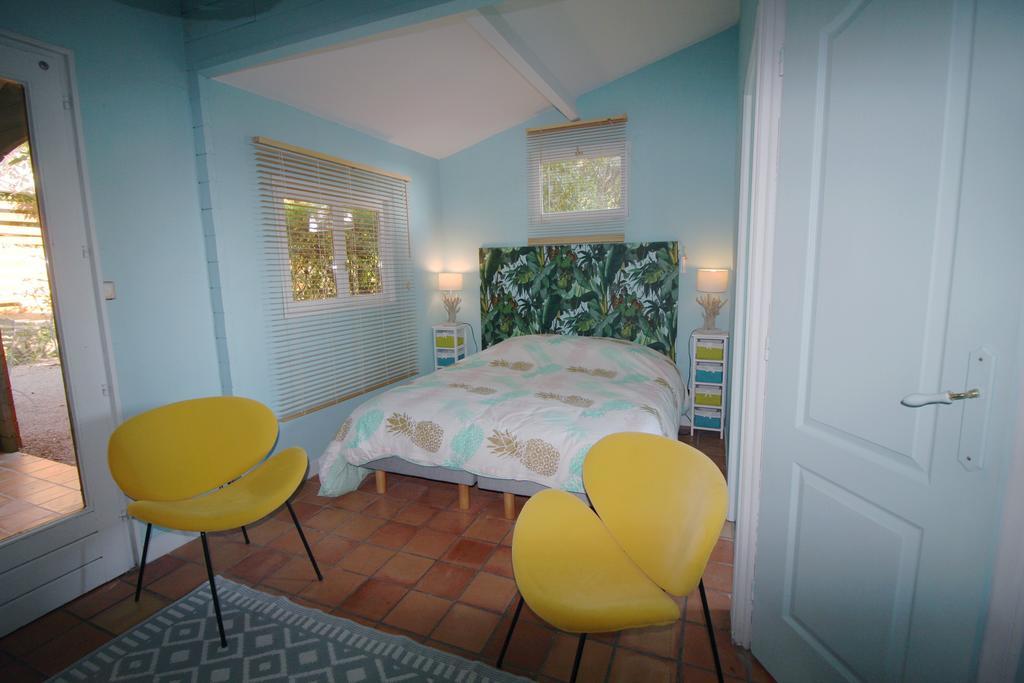 Pousterle De Sabran - Piscine & Hammam Apartman Kültér fotó